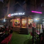 Cheery and bright, the first franchise in Mumbai’s Chaityabhoomi area of MBA Chai Wala makes for a day-long teatime